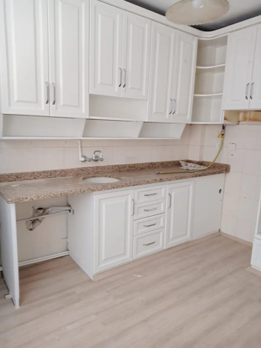 KİRALIK EŞYALI DAİRE  TURGUTLU – MEVKİ YERDE  KARPUZ KALDIRAN PARKI CİVARI - Fotoğraf 4