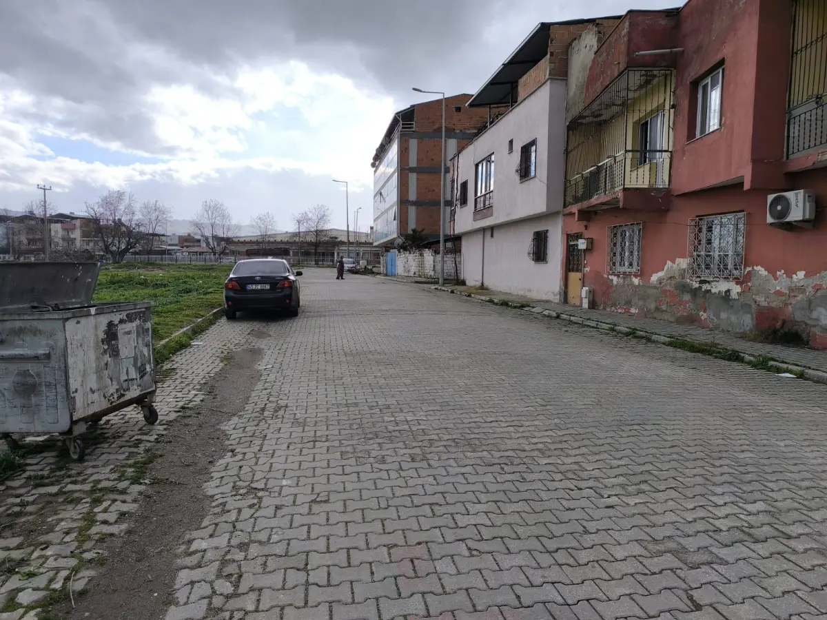 ACİL SATILIK – FIRSAT FİYAT    120 M² ARSA - Fotoğraf 1